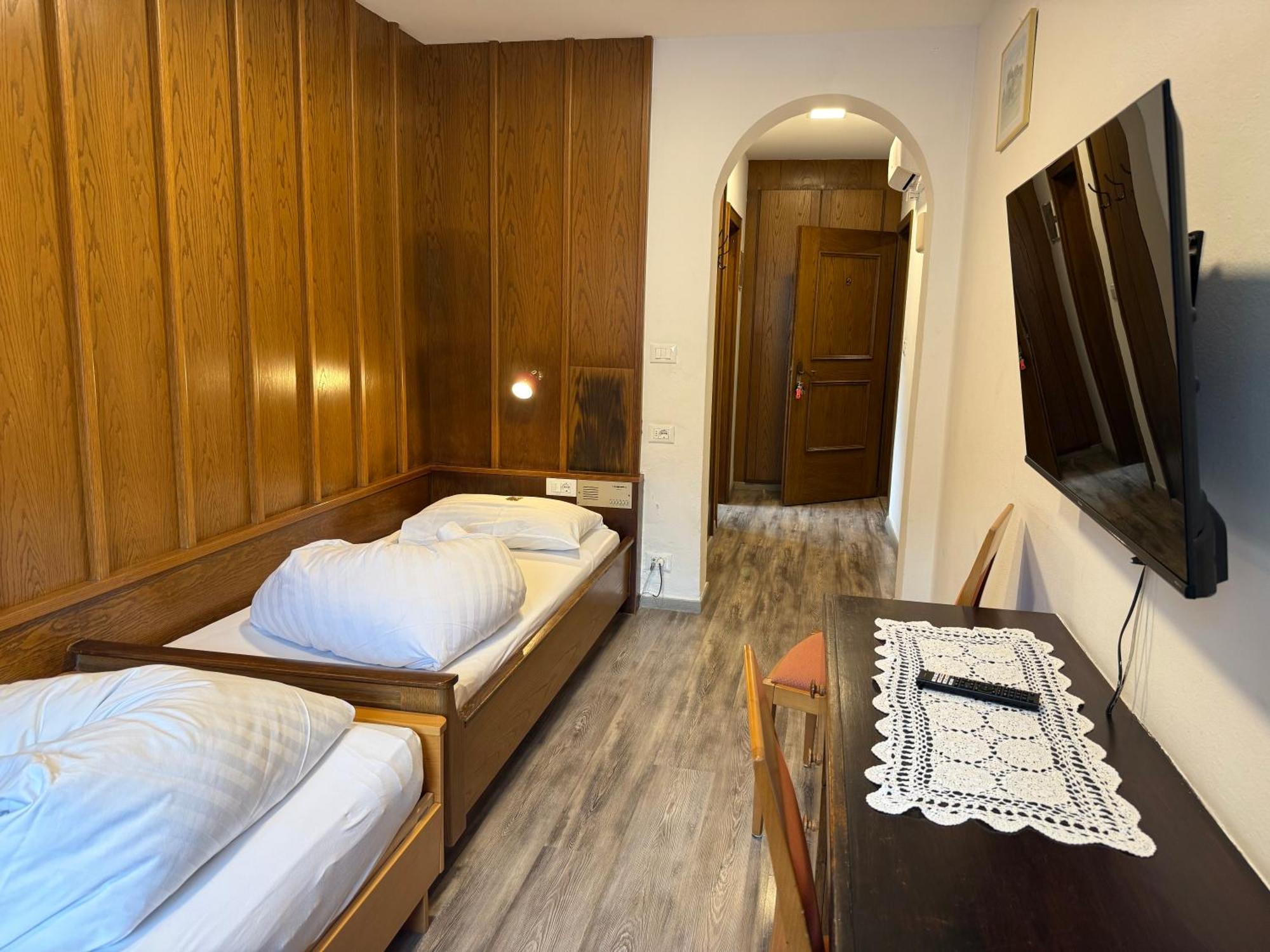 Gasthof Goldenes Lamm Vahrn Habitación foto